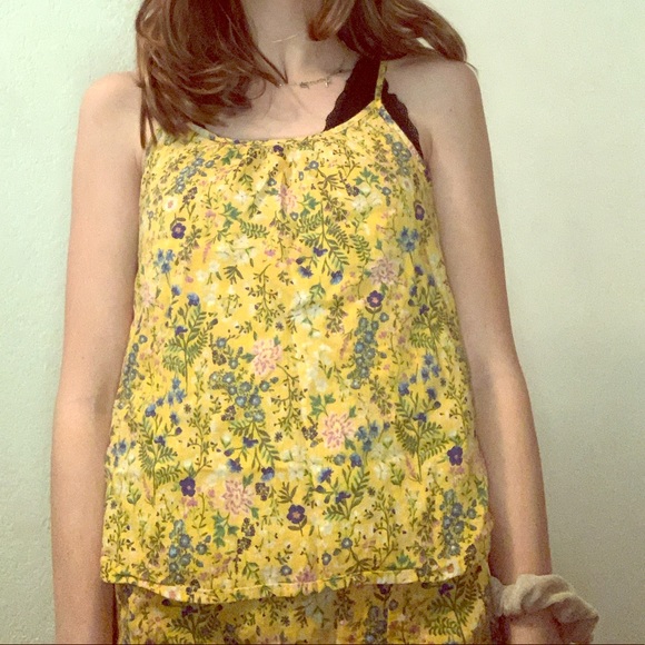 old navy yellow floral top